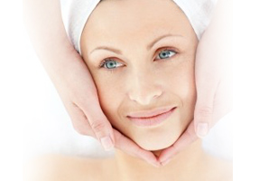 Rs. 299 for salon services worth Rs. 1000 at Kayalvizhi Innovations Family Salon