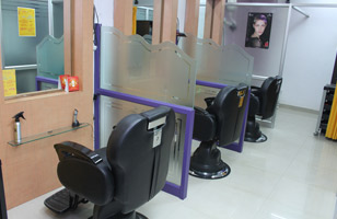 Rs.60 to avail 60% off on all facial services from the menu at Silver Comb 