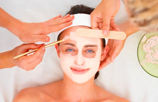 Rs. 89 to get 60% off on beauty services at House of Beauty Family Saloon & Spa