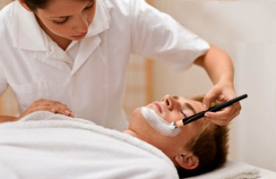 Rs. 99 to avail 50% off on beauty services from the menu at KrisKuts Professional Unisex Salon 