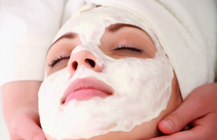 Rs. 299 for facial worth Rs. 1500 at Top to Toe