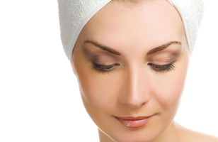 Rs. 329 to get any facial worth Rs. 1800 form the menu 