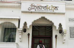 Rs. 159 for any combo meal worth Rs. 262 at Dadu's Jharokha