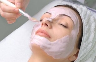 Rs. 69 to avail 60% off on salon and spa services at Senorita Spa & Saloon