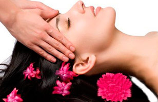 Rs. 99 to get flat 80% off on salon services at Vedanta's Ladies Salon