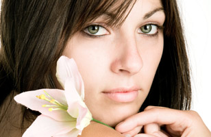 Rs. 99 to avail 70% off on any 1 facial service at Akshata Beauty Parlour