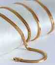 Aiza Fine Square Box Pattern 18kt Gold Chain