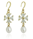 OPS. Chic Pearl Earrings DSNER72