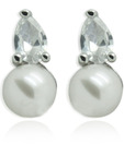 OPS. Intricate Pearl Earrings DSNER94