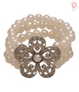 Diva Pristine Pearls Floral Bracelet