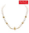 Pretty Women Elegant Pearl Necklace