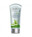 Lotus Herbal Whiteglow Facial Foam
