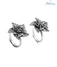 Johareez Cute Sterling Silver Oxidized Floral Toe Rings