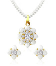 Shopperz Ville Floral Design Heart Shape Pearl Necklace Set