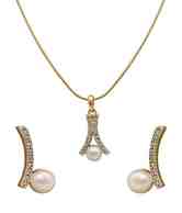 Oleva Charming Gold Plated Pearl Pendant Set