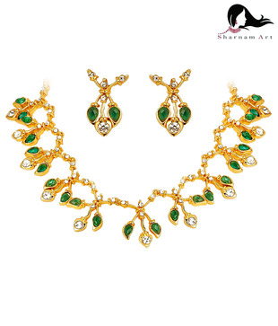 Sharnam Arts Green & White Crystal Necklace Set