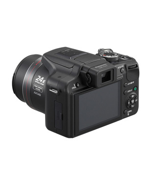 Panasonic Lumix DMC FZ47 12.1 MP Semi-SLR Camera (Black)