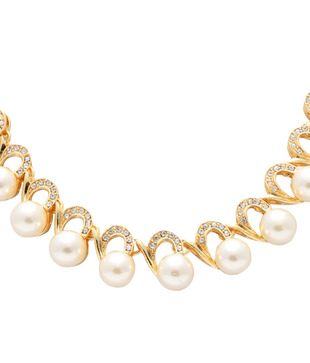 Sia Elegant Pearl Necklace Set