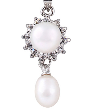 Deccan Pristine Fresh Water Pearl Necklace Set