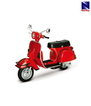 NewRay 1978 Vespa P200E Scale Model Scooter