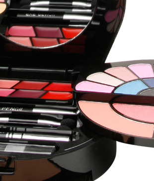 Vov Make Up Kit G2651 (2.22oz)_discontinued