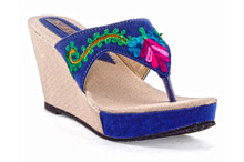 Wow Wedges- Flat Rs.699